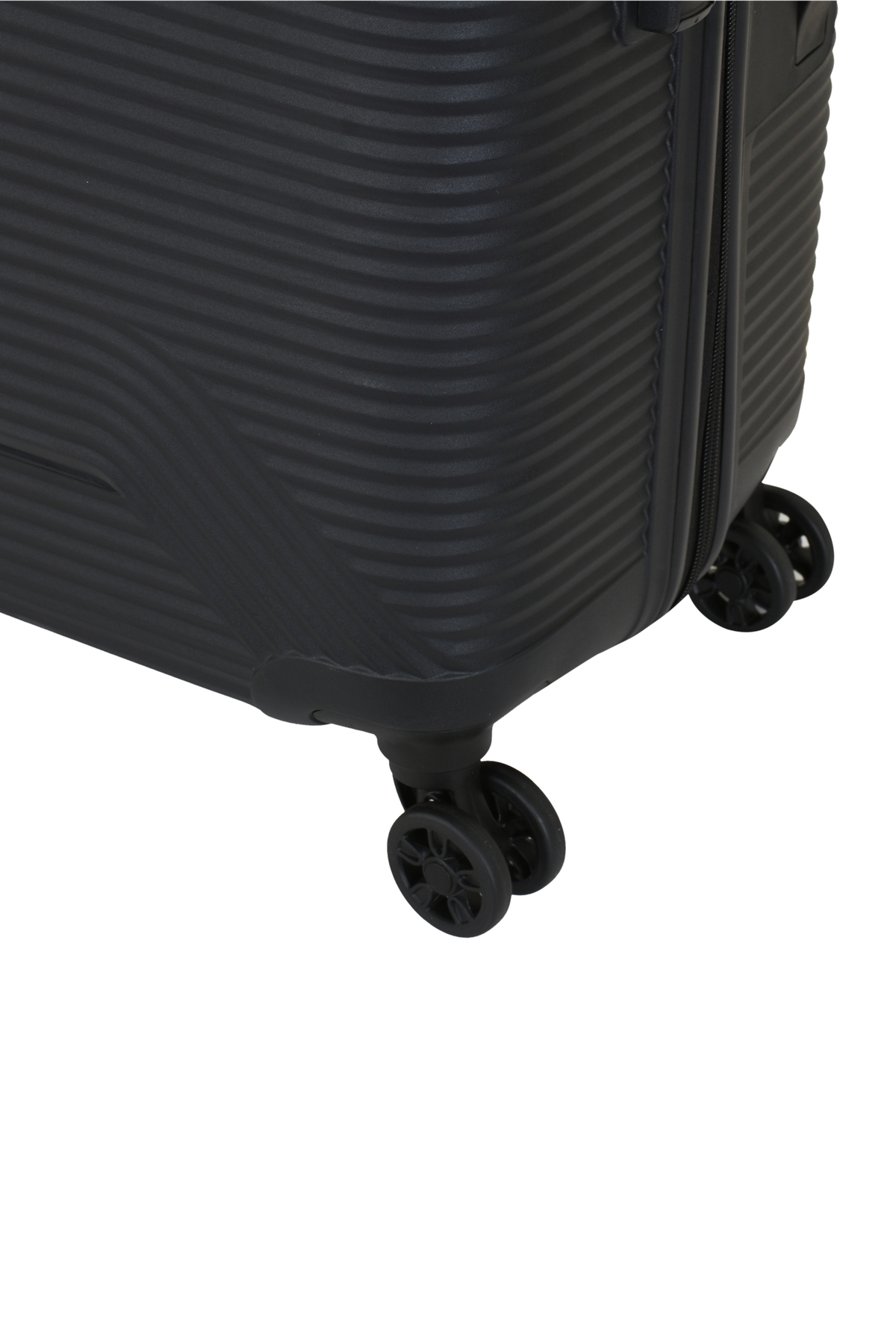 American Tourister Check-in Luggage