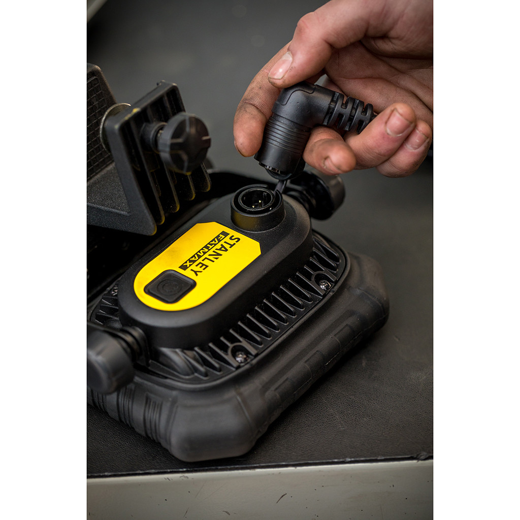 Projecteur Rechargeable Fatmax 1000 Lumens 8h D'autonomie Stanley