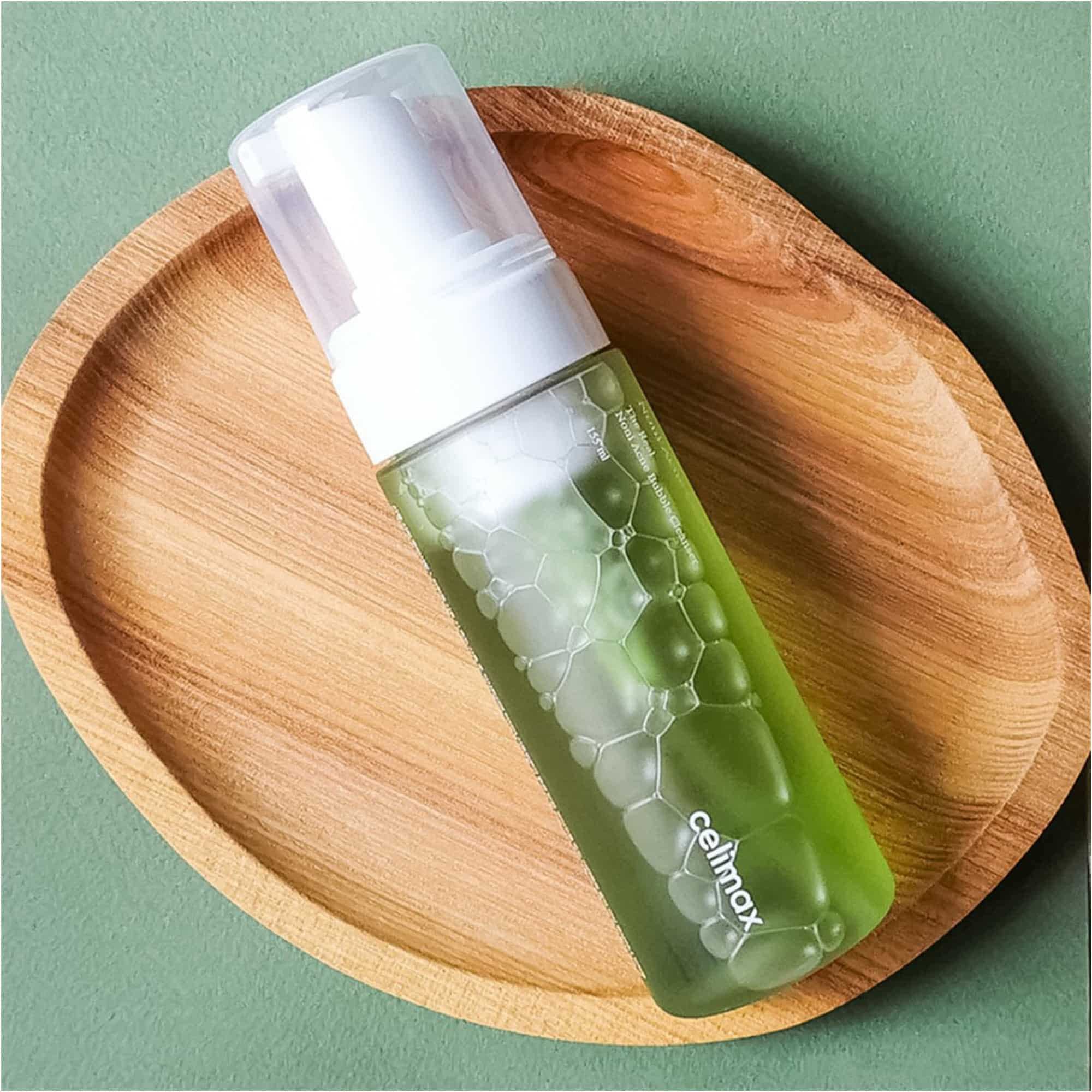 Balenie čistiacej peny Celimax The Real Noni Acne