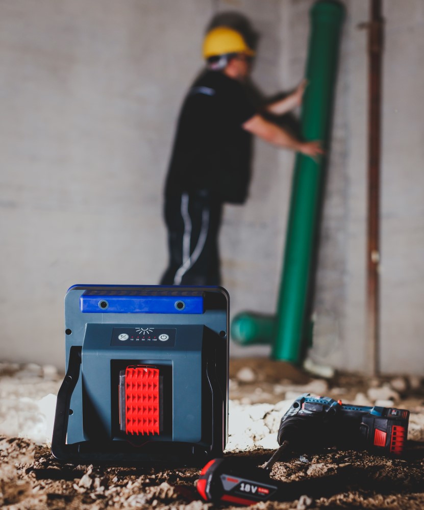 Projecteur De Chantier Led À Batterie 4000lm, Ik08 - Gladiator Sli + Batterie