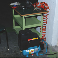 Compresseur À Air Basse Pression 1460 W - 8 Bar - 14 Kg