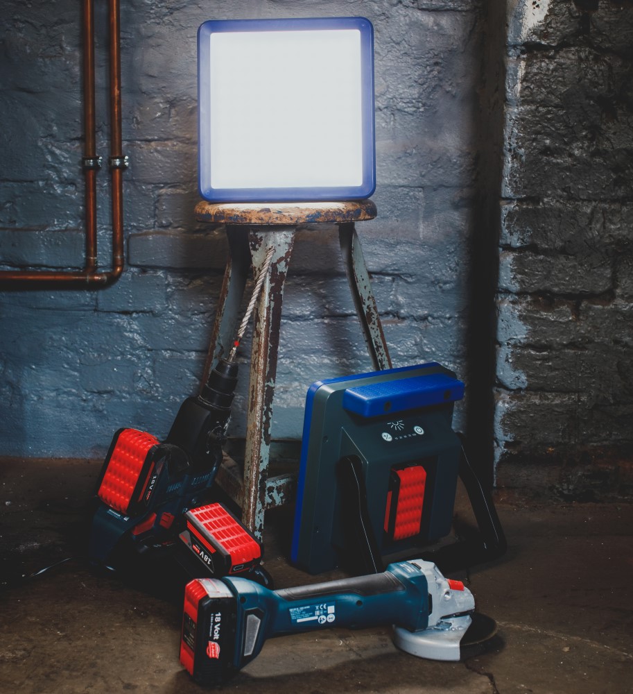 Projecteur De Chantier Led À Batterie 4000lm, Ik08 - Gladiator Sli + Batterie