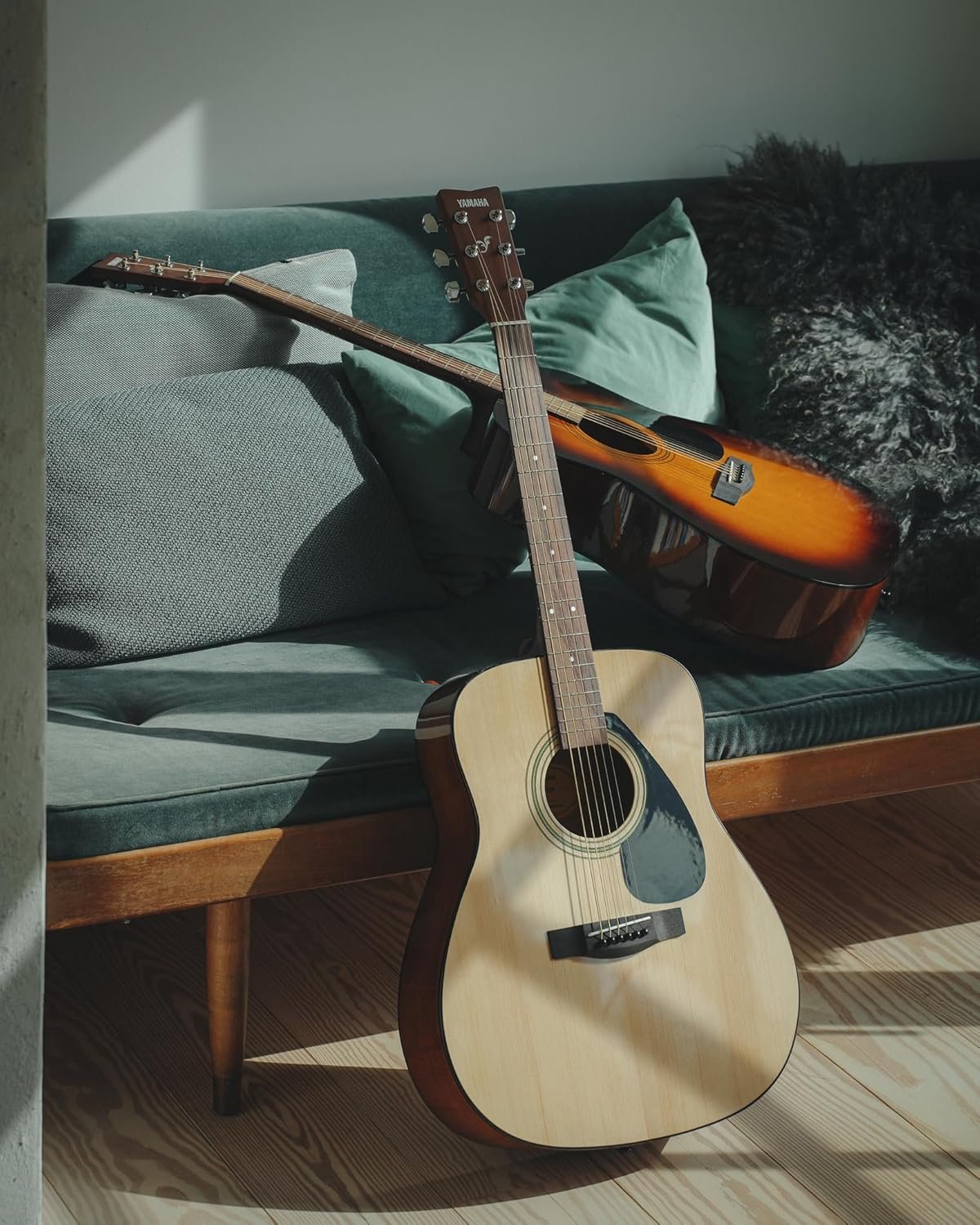 Yamaha Acoustic Guitar Beginner