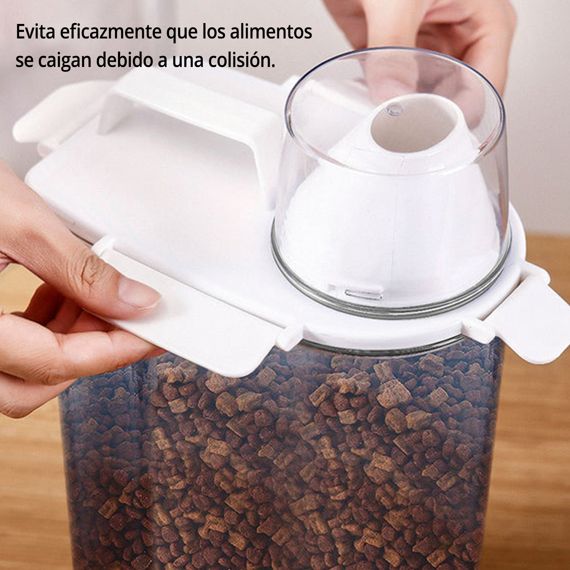 Distributeur connecté de croquettes et d’eau pour chat