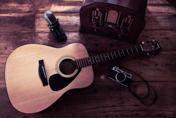Yamaha Acoustic Guitar Beginner