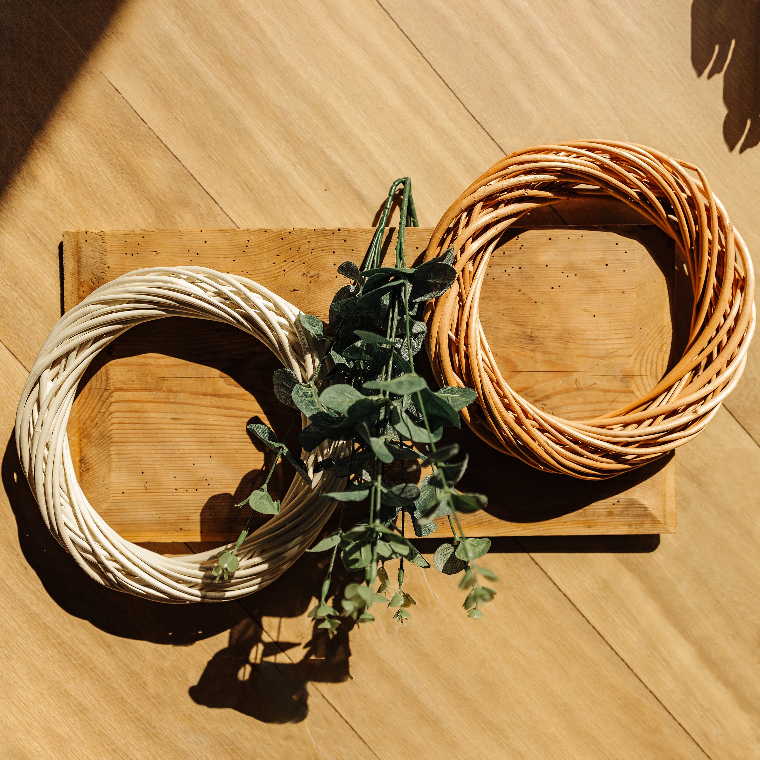 BESPORTBLE Couronne De Vigne Naturelle En Rotin Naturel Pour Porte, Mur, Maison, Vacances, Fête, Décoration De Noël