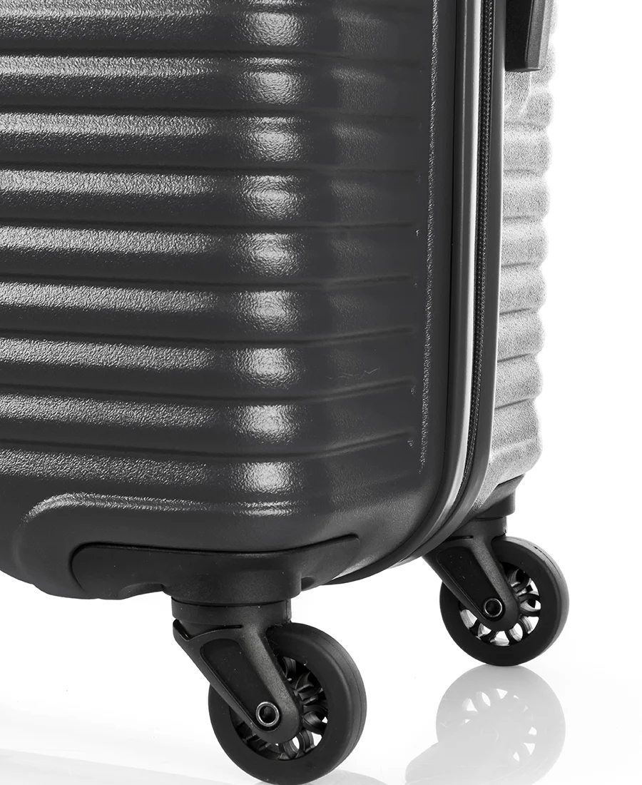 American Tourister Check-in Luggage