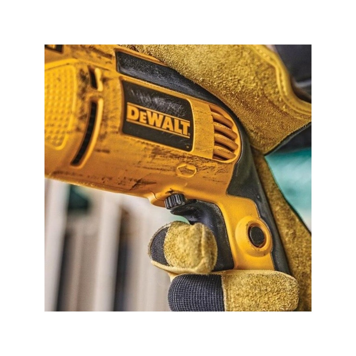 Perceuse À Percussion 700w Poignée Réglable Butée De Profondeur Dewalt Dwd024