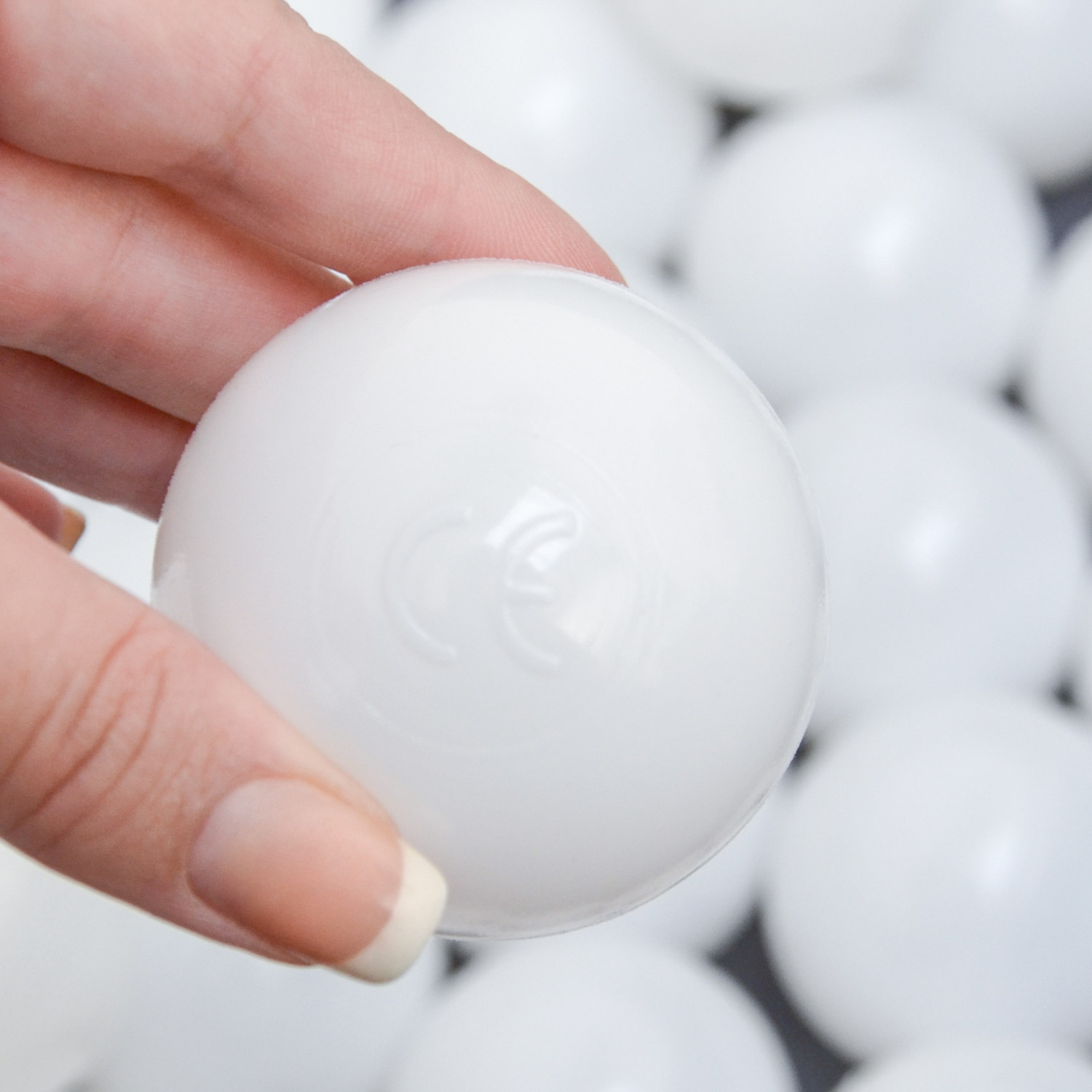 Littletom 50 Boules En Pe 5,5cm De Diamètre Pour Remplir Piscine Bébé Blanc