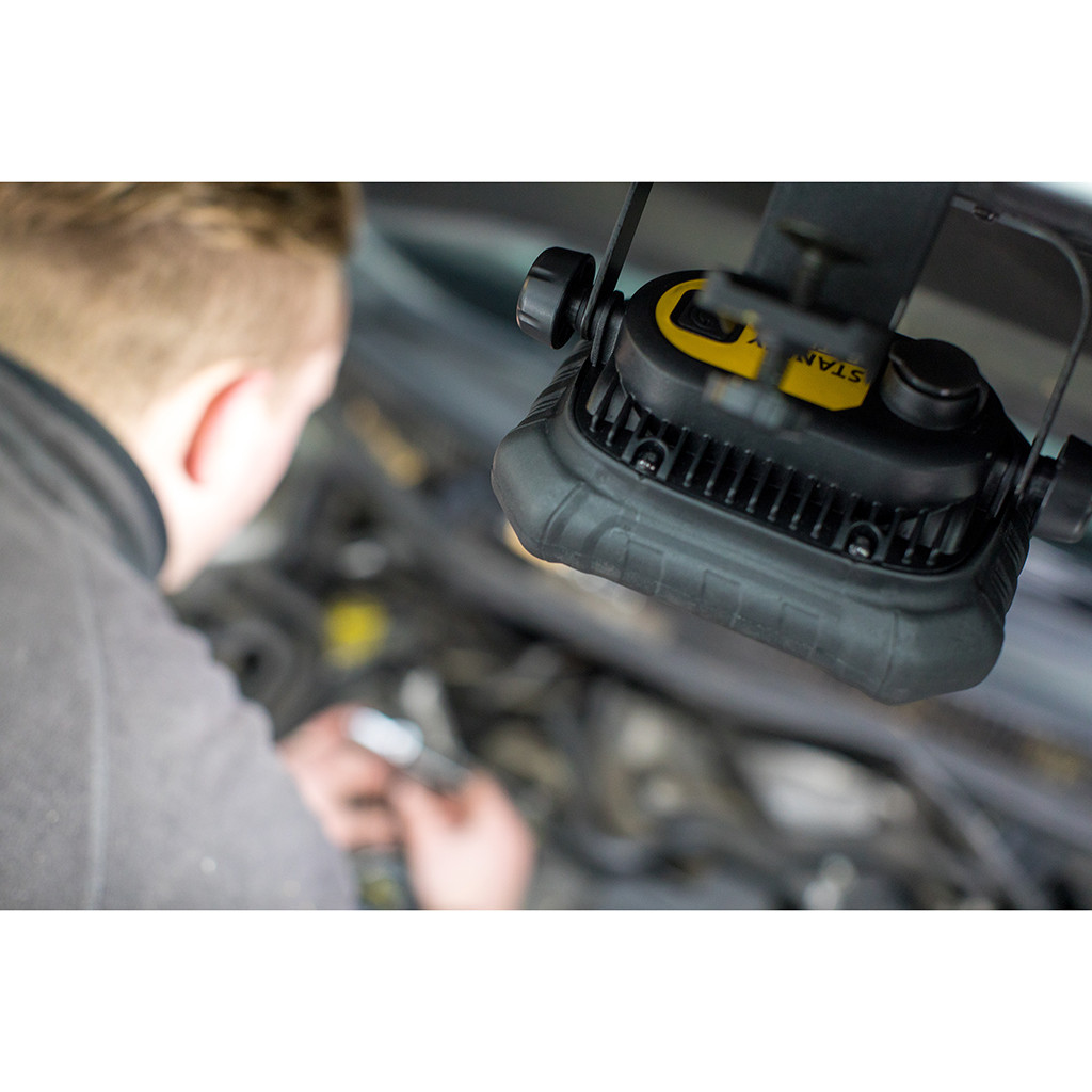 Projecteur Rechargeable Fatmax 1000 Lumens 8h D'autonomie Stanley