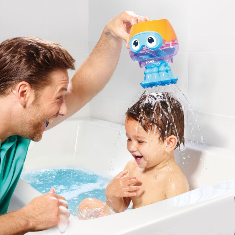 Tomy Turn And Squirt Squid