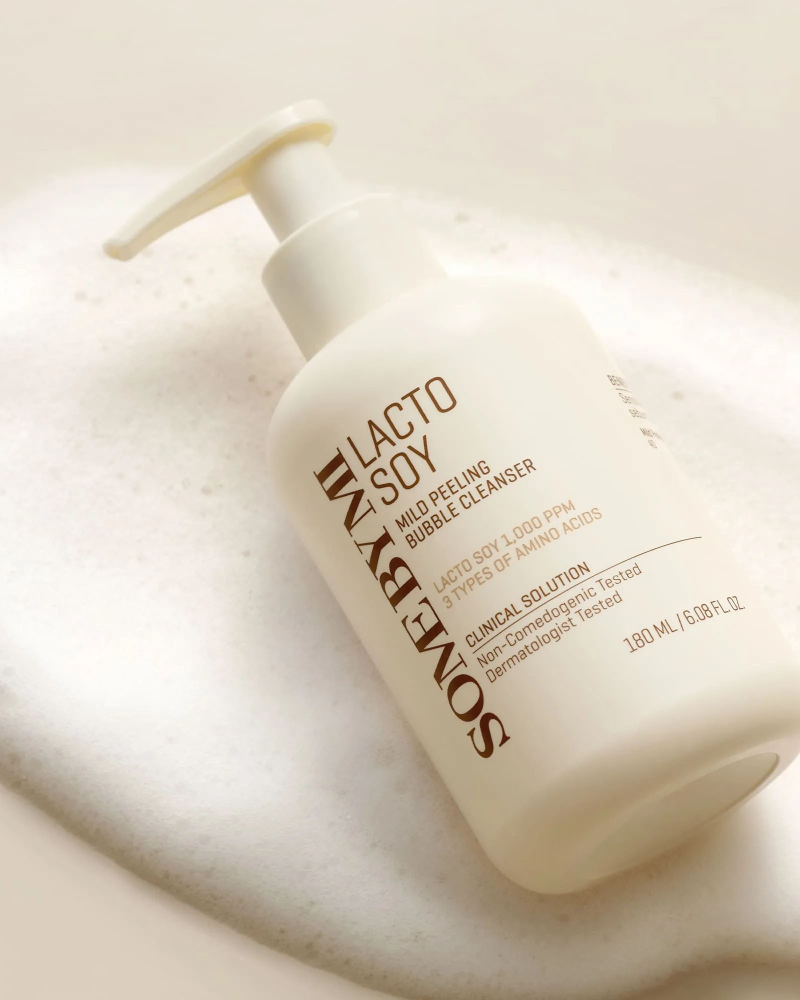 Jemná textúra Some By Mi Lactosoy Cleanser