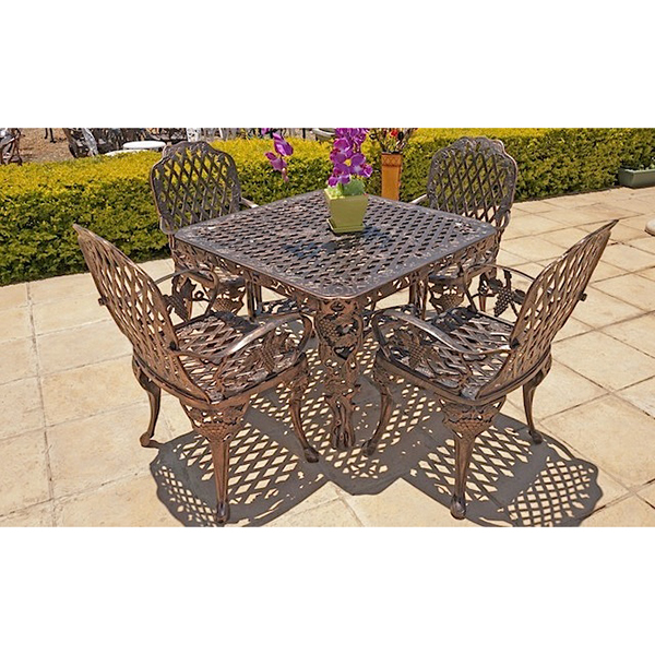 4 Seater King Grape with 100cm Grape Table