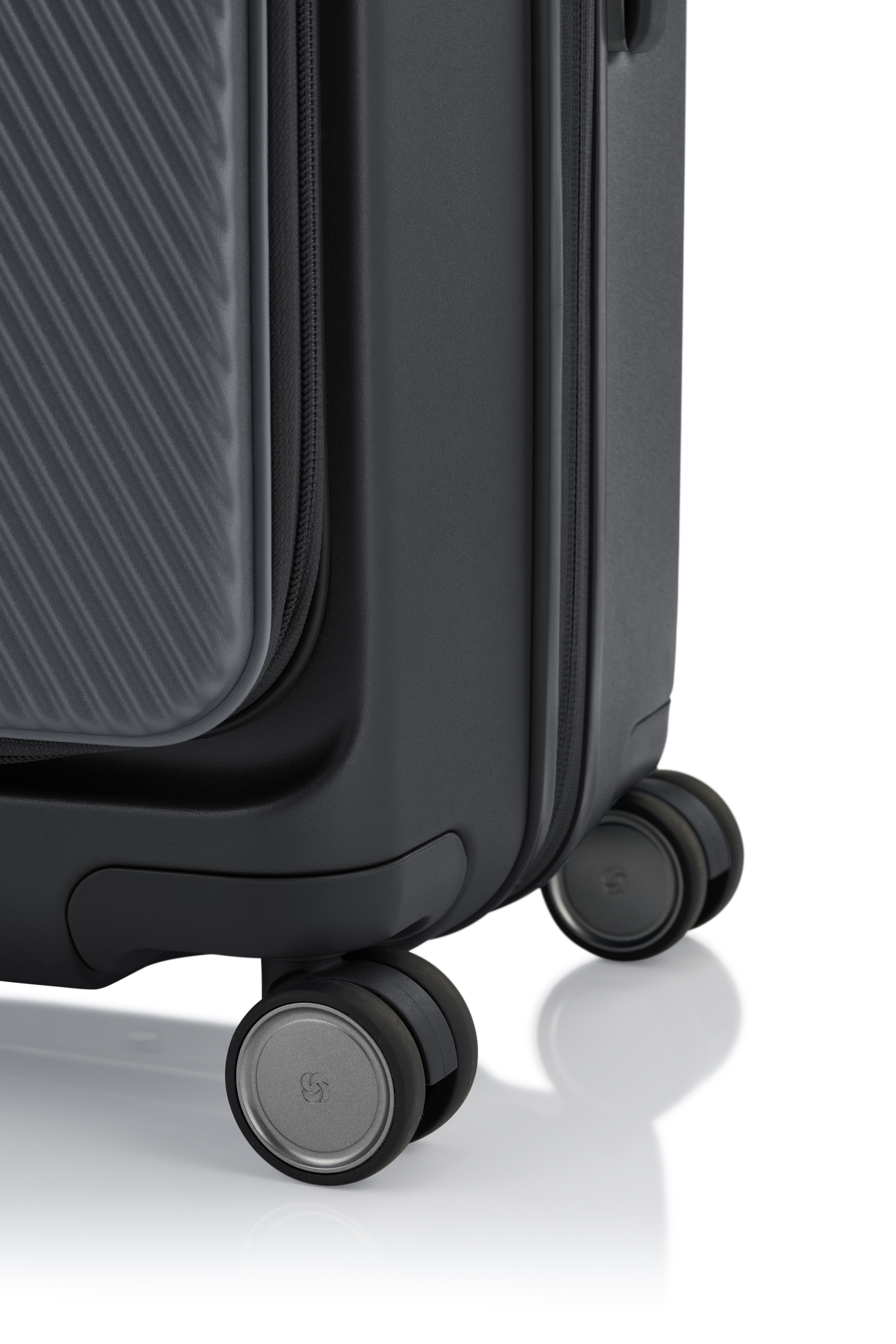 Samsonite Check-in Luggage