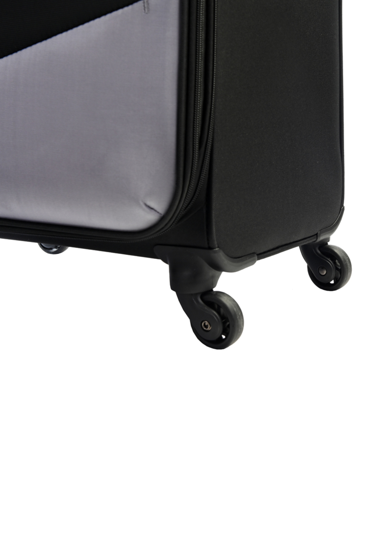 American Tourister Check-in Luggage