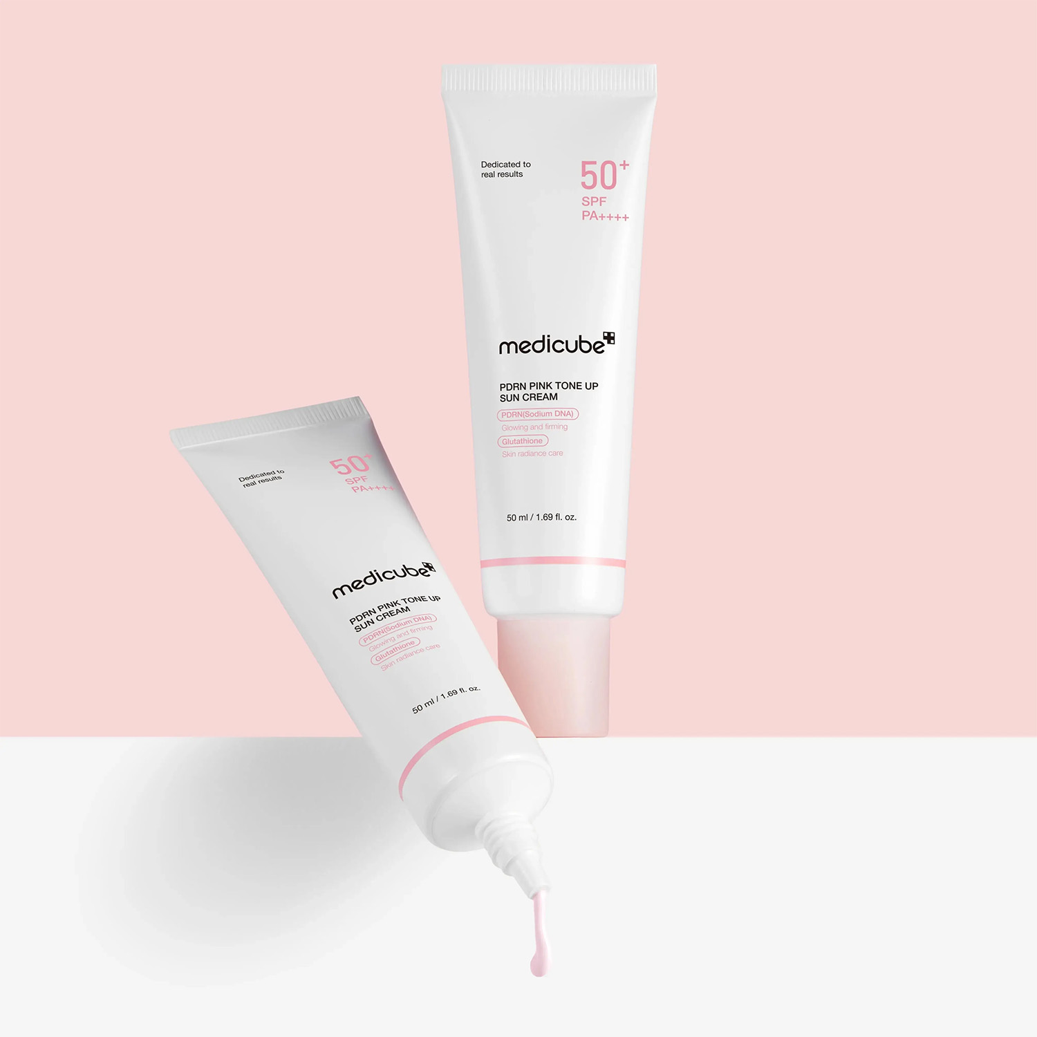 MEDICUBE PDRN Pink Tone Up Sun Cream SPF 50+ PA++++ – produktový obrázok 2