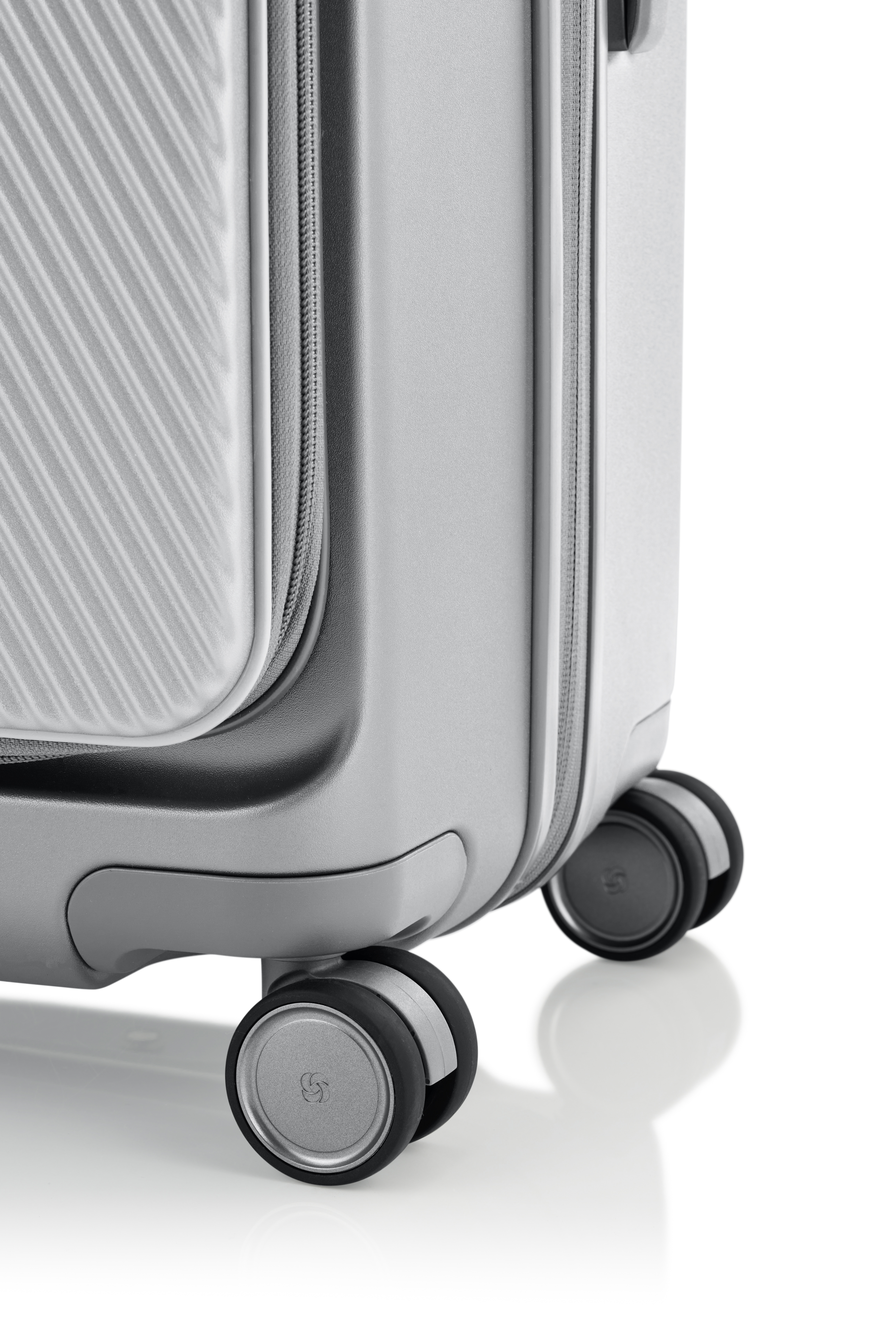 Samsonite Check-in Luggage