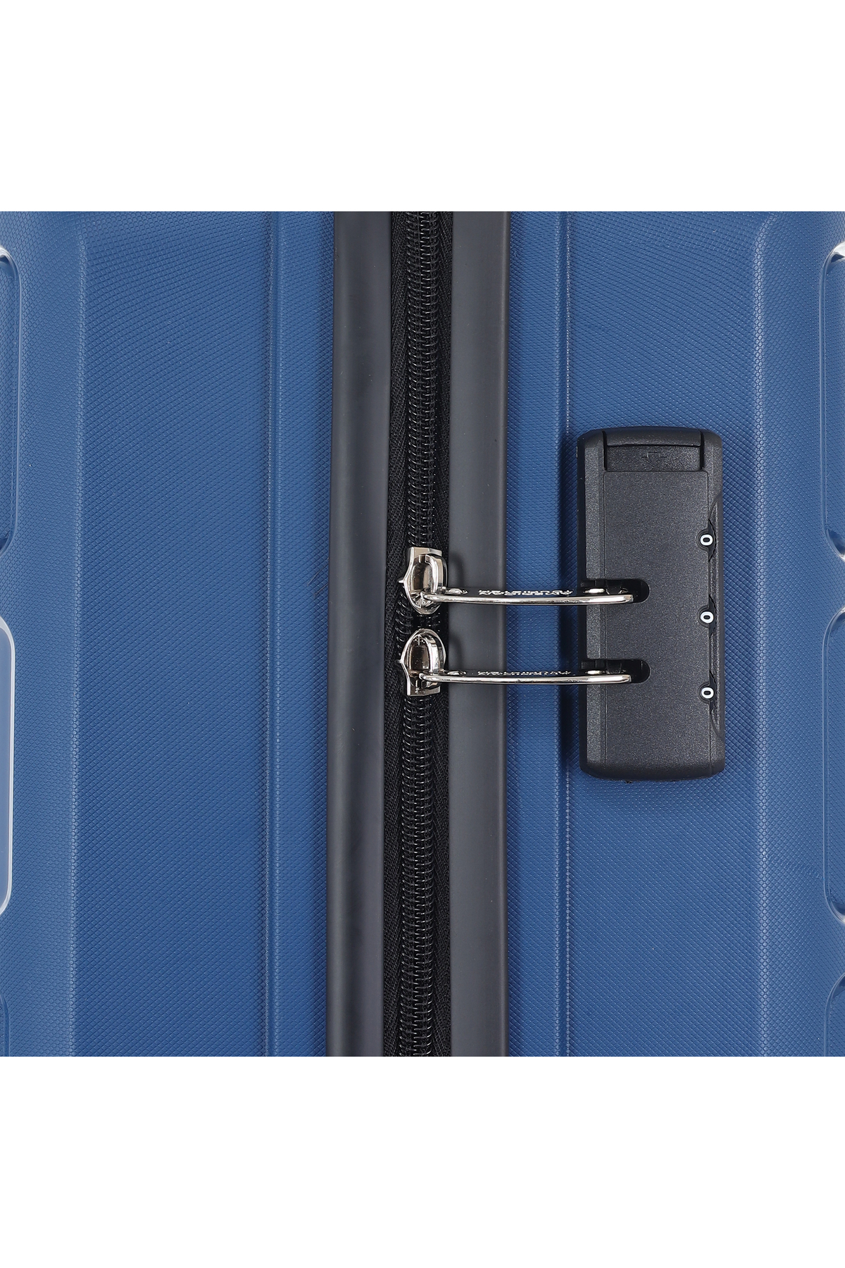American Tourister Check-in Luggage