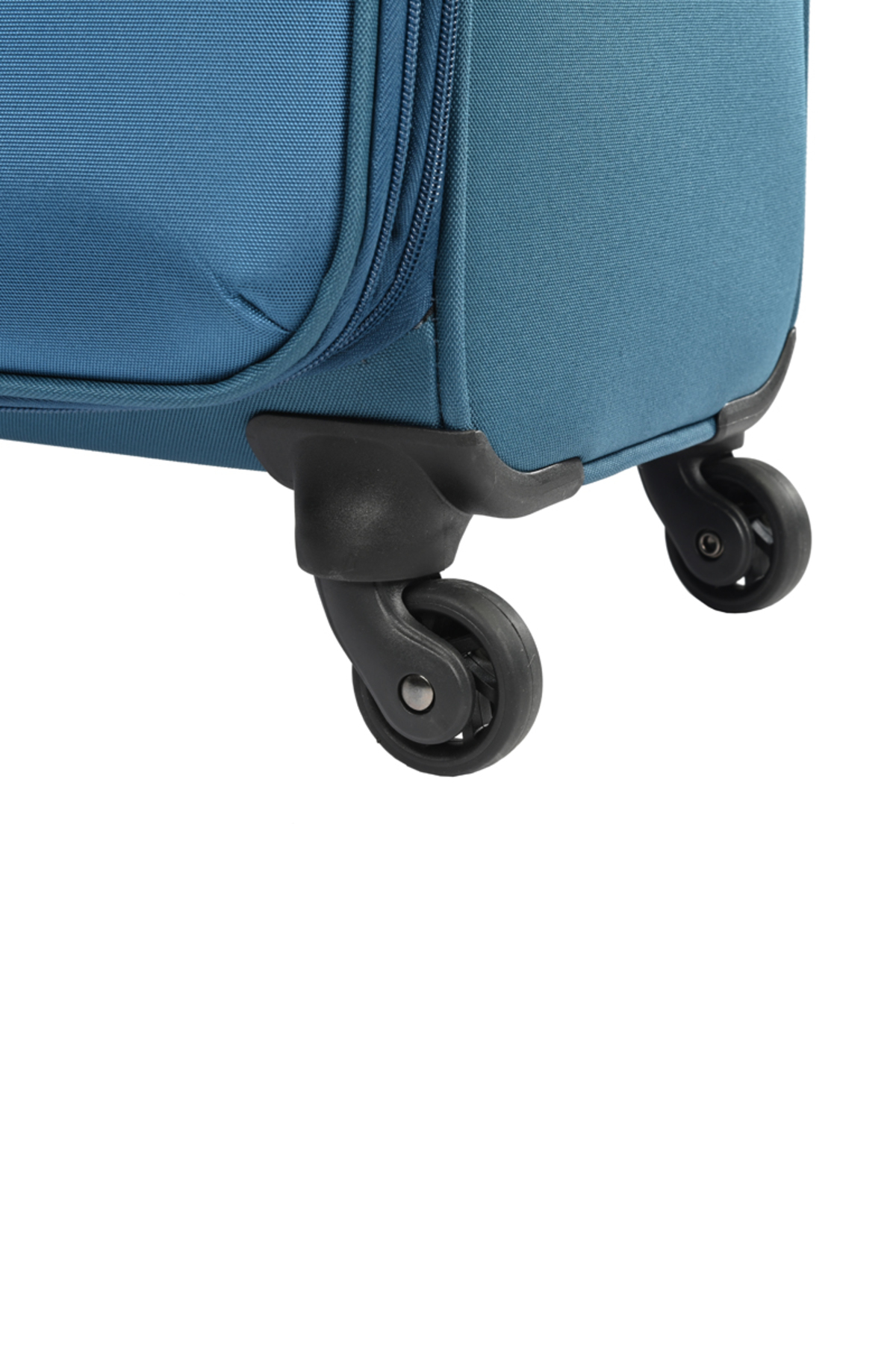 American Tourister Check-in Luggage