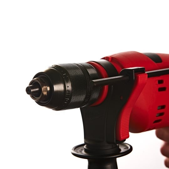 Perceuse 630 W 13 Mm 59 Nm Avec Coffret De 13 Rp Milwaukee